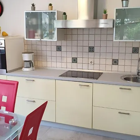 Coraline On Korcula, Seafront