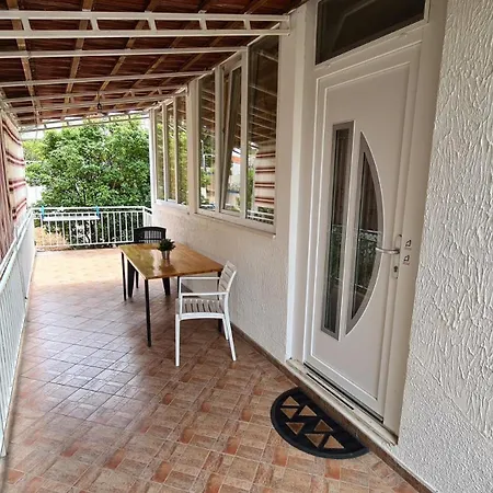 Coraline On Korcula, Seafront Smokvica (Korcula)