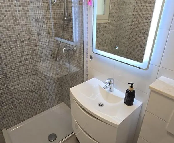 Coraline On Korcula, Seafront Διαμέρισμα *