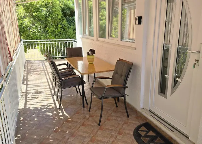 Coraline On Korcula, Seafront * Smokvica (Korcula)