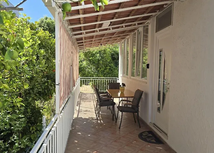 Coraline On Korcula, Seafront Διαμέρισμα *